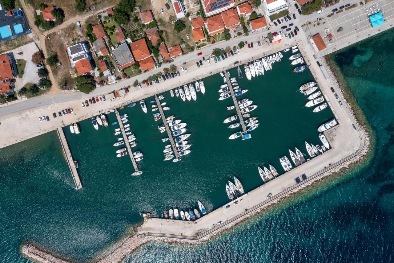 Melian Suites Nikiti  Buitenkant foto