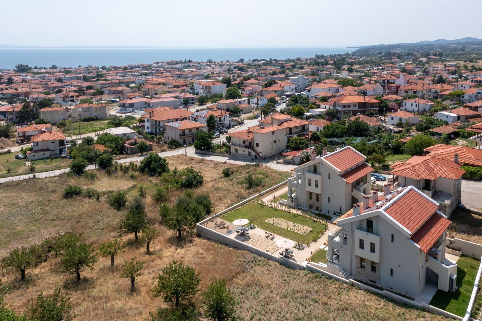 Melian Suites Nikiti  Buitenkant foto